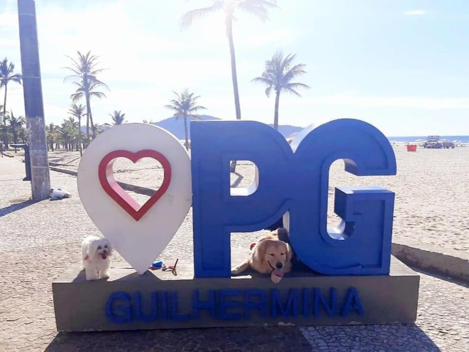Lindo Apartamento Guilhermina - Edificio Frente Para O Mar برايا جراندي المظهر الخارجي الصورة